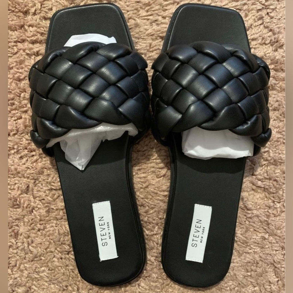 Steve Madden Sandals
